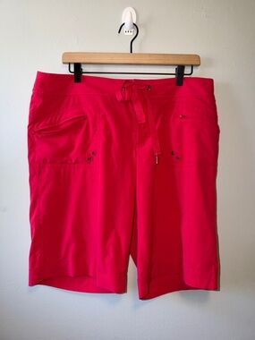 Athleta Hot Pink Women's Bermuda Shorts